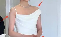 同桌放学带我去没人的地方作文